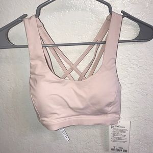 Lululemon free to be serene bra